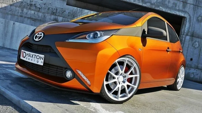 Maxton Design FRONT SPLITTER TOYOTA AYGO mk2 TO-AY-2-FD1G