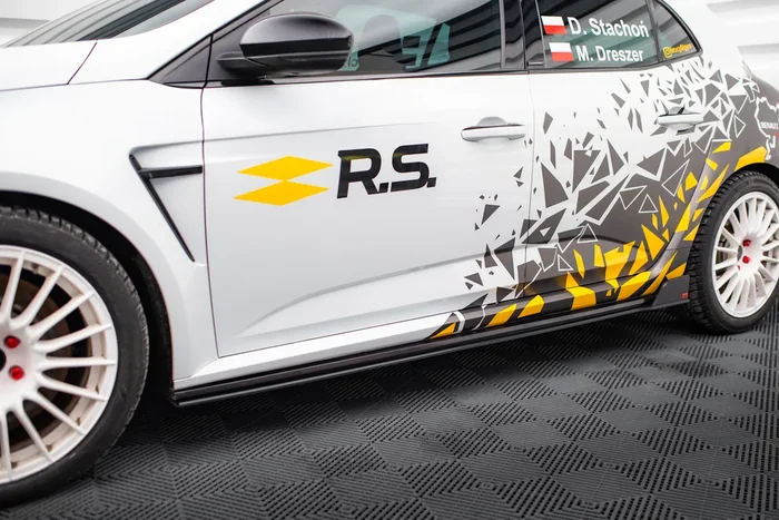 Maxton Design Street Pro Side Skirts Diffusers Renault Megane RS Mk4 REME4RSCNC-SD3B