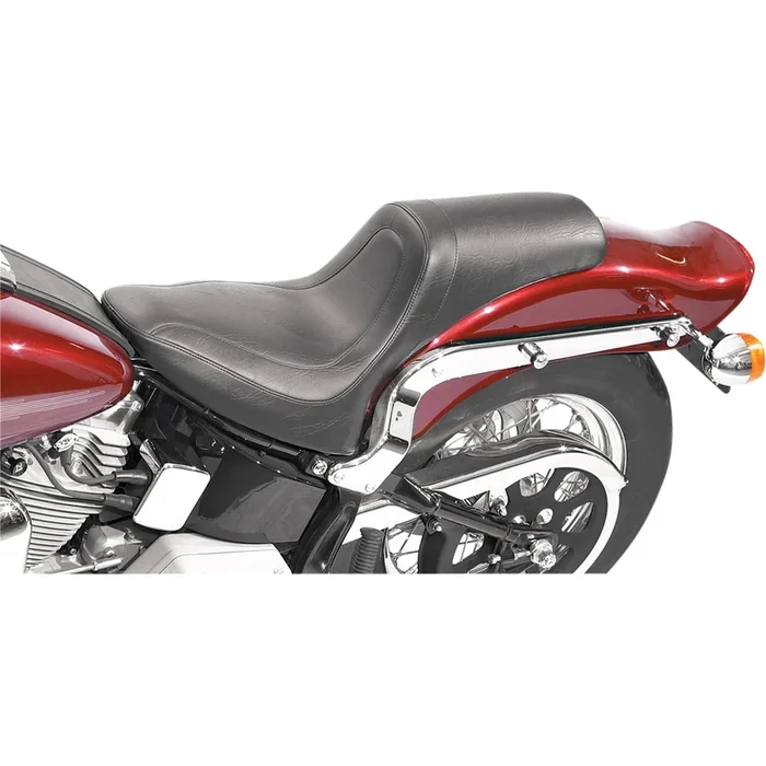 Mustang Motorcycle Products Fastback Seat – Softail ’00-’05 [MPN: 75779]