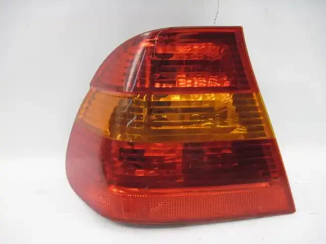 OUTER TAIL LIGHT LAMP 323i 323ic 325ci 325i 330ci 330i 330xi 00-03 Left – 725810