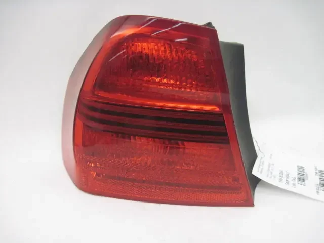 OUTER TAIL LIGHT LAMP 323i 325ci 325i 328i 330ci 330i 06-08 Left – 848645