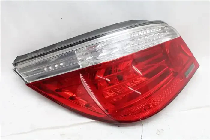 OUTER TAIL LIGHT LAMP BMW 528i 535i 550i M5 08 09 10 Left – 1089664