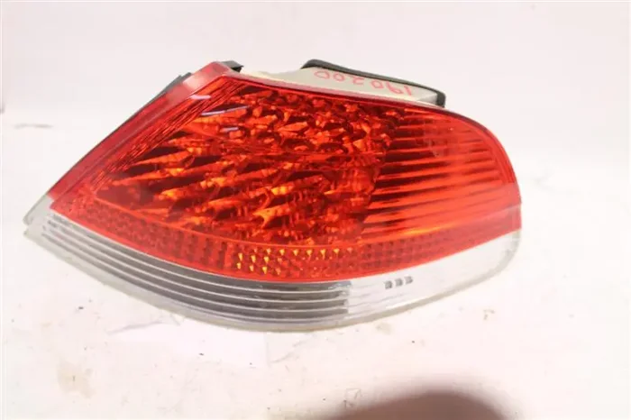 OUTER TAIL LIGHT LAMP BMW 745i 745li 760li 02 03 04 05 Right – 981772