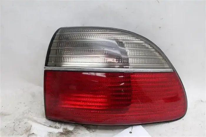 OUTER TAIL LIGHT LAMP Catera 1997 97 1998 98 1999 99 Right – 1009548