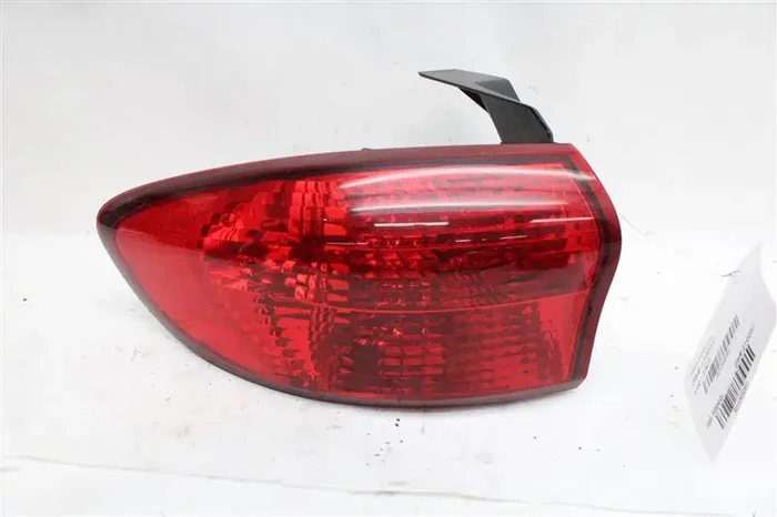 OUTER TAIL LIGHT LAMP Subaru Tribeca 2006 06 Left – 1065081