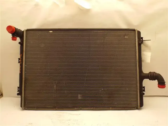 RADIATOR A3 Eos Golf Passat 2006 06 2007 07 2008 08 09 – MRK223433