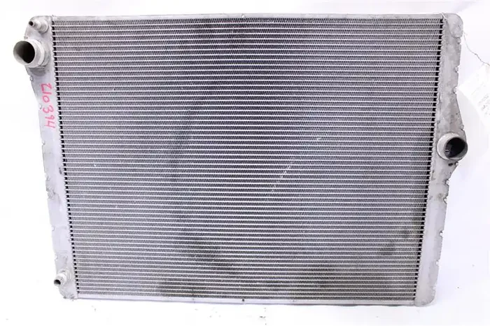 RADIATOR BMW 528i 2011 11 2012 12 – 1101862