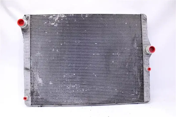 RADIATOR BMW 550i 550i Gt 650i 10 11 12 13 14 15 16 17 18 AT – 1105577