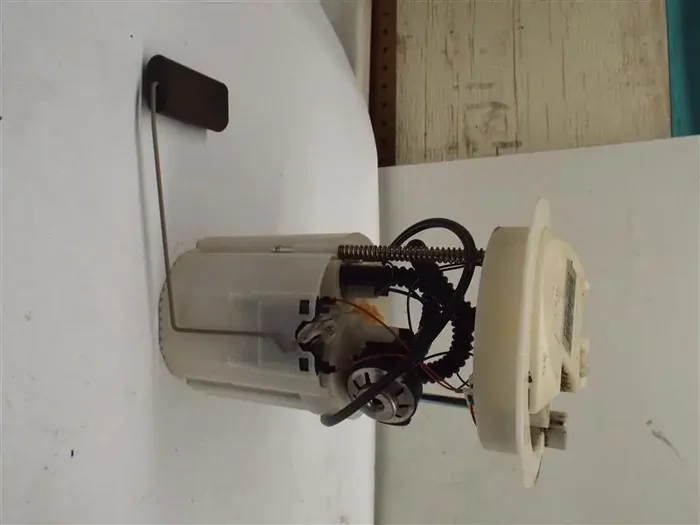 RADIATOR FAN ASSEMBLY C30 V40 V70 2004 04 05 06 07 08 – MRK215652