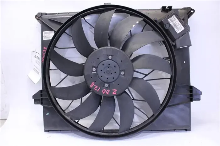 RADIATOR FAN ASSEMBLY Gl320 Gl350 Gl450 Gl550 ML320 ML350 07-12 – 1031422