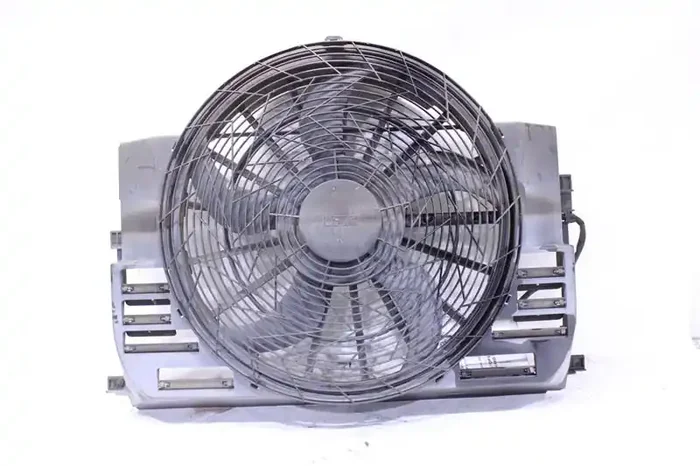 RADIATOR FAN ASSEMBLY Range Rover 2003 03 2004 04 2005 05 – 1104638