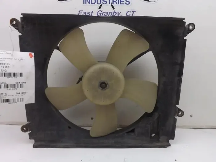 RADIATOR FAN ASSEMBLY Toyota Avalon Camry 1995 95 1996 96 1997 97 98 99 Left – MRK101273