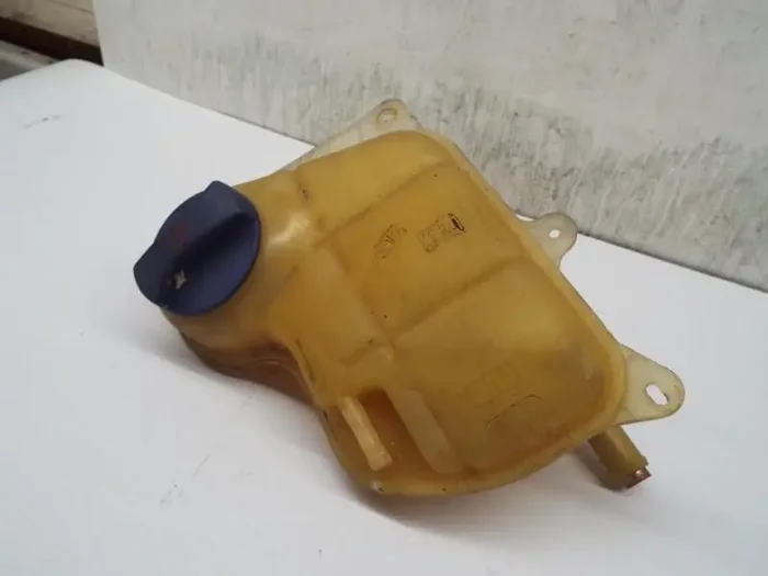RADIATOR OVERFLOW A4 A6 Passat 00 01 02 03 04 05 – MRK247697