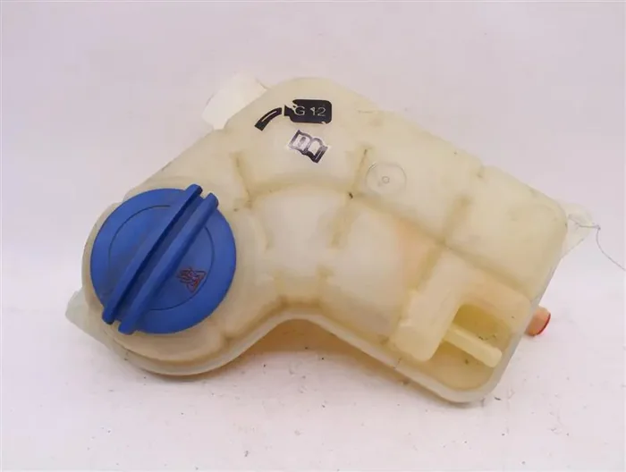 RADIATOR OVERFLOW BOTTLE Audi A4 A5 Q5 S4 08 09 10 11 12 – 882995