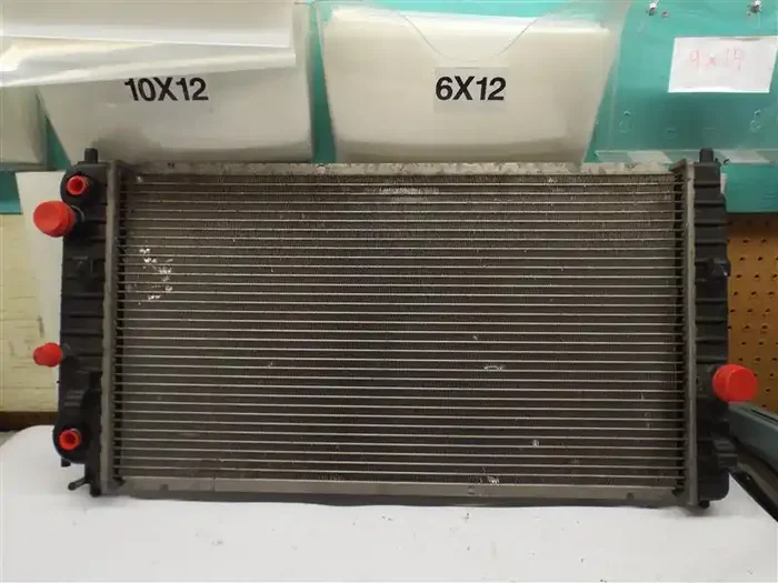 Radiator Pontiac Grand Am 2000 – MRK211815