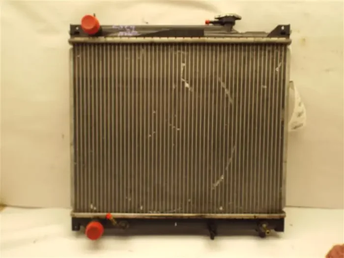 RADIATOR Tracker Sunrunner 99 00 01 02 03 04 AT – MRK218144