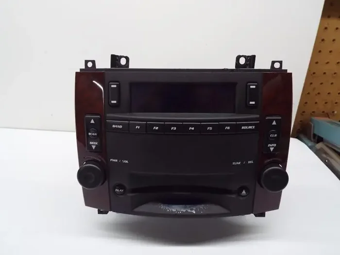 RADIO Cadillac CTS SRX 2005 05 2006 06 2007 07 – MRK251850