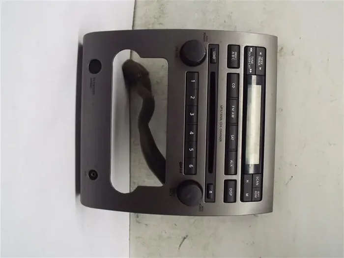 Radio Nissan Titan 2008 – MRK227027