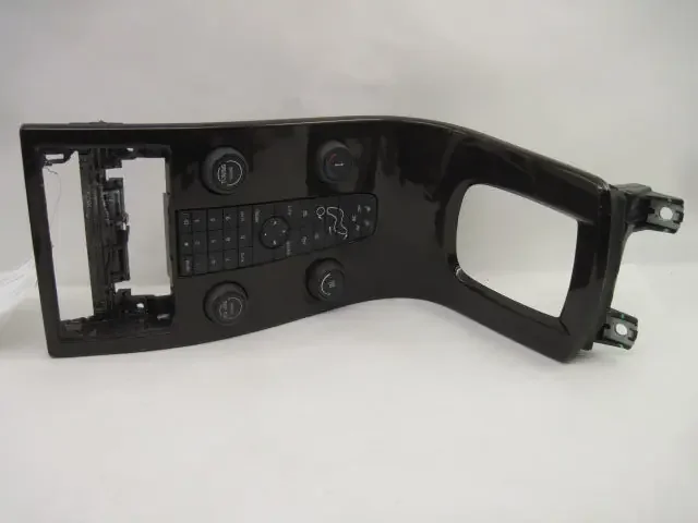 Radio Volvo C30 V40 S40 04 05 06 07 – 690210
