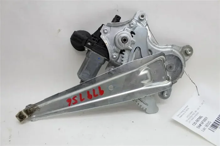 REAR DOOR WINDOW REGULATOR POWER Camry 12 13 14 15 16 17 Left – 979756