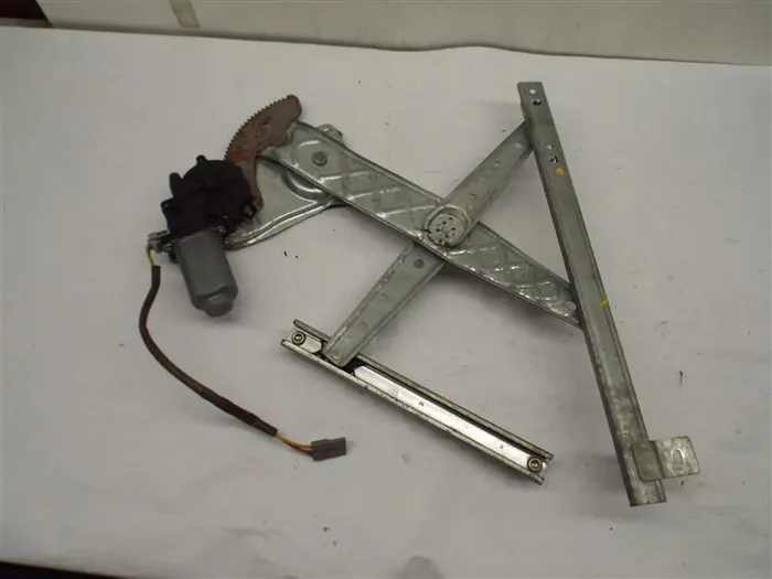 REAR DOOR WINDOW REGULATOR POWER F150 Pickup Blackwood 01-03 Left – MRK200070