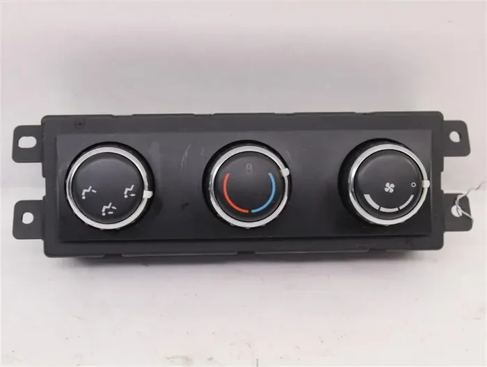 REAR TEMPERATURE CONTROLS Town & Country Caravan Journey 08-13 – 944394
