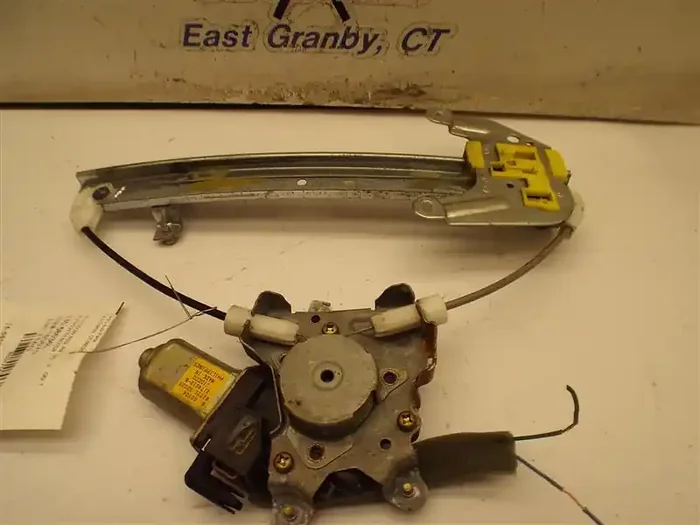 REAR WINDOW REGULATOR Altima 2002 02 03 04 05 06 Left – MRK171585