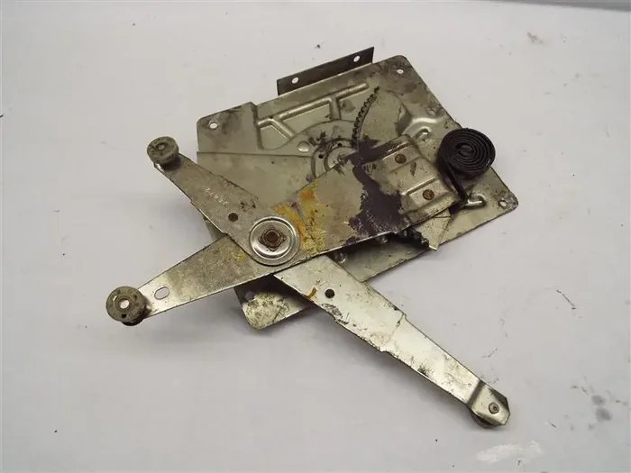 Rear Window Regulator BLAZER S10/JIMMY S15 2001 – MRK216764