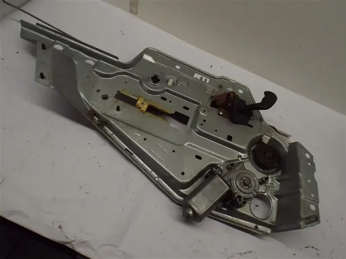 Rear Window Regulator BONNEVILLE 1999 – MRK190856