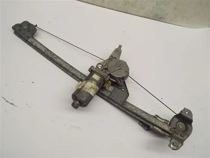 REAR WINDOW REGULATOR C220 C280 C36 94 95 96 97 Left – MRK227962