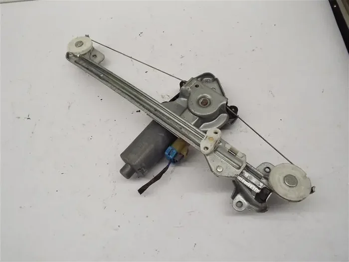 REAR WINDOW REGULATOR Cutlass Malibu 1997 97 98 99 00 01 02 03 04 05 Right – MRK231949