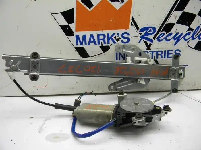 REAR WINDOW REGULATOR Sentra 1995 95 1996 96 97 Right – MRK92554