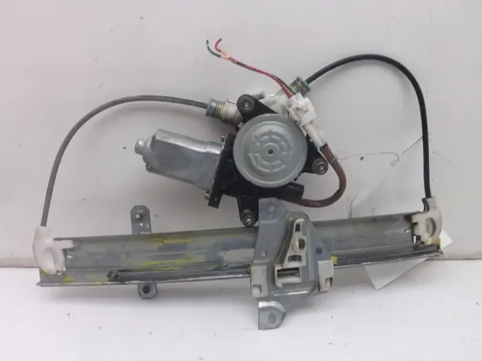 Rear Window Regulator Suzuki Aerio 2003 – MRK105484
