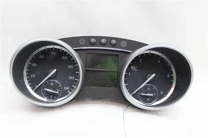 SPEEDOMETER CLUSTER Gl350 Gl450 Gl550 R350 10 11 12 – 1028647