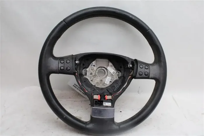 STEERING WHEEL Volkswagen Tiguan 2010 10 – 1041709
