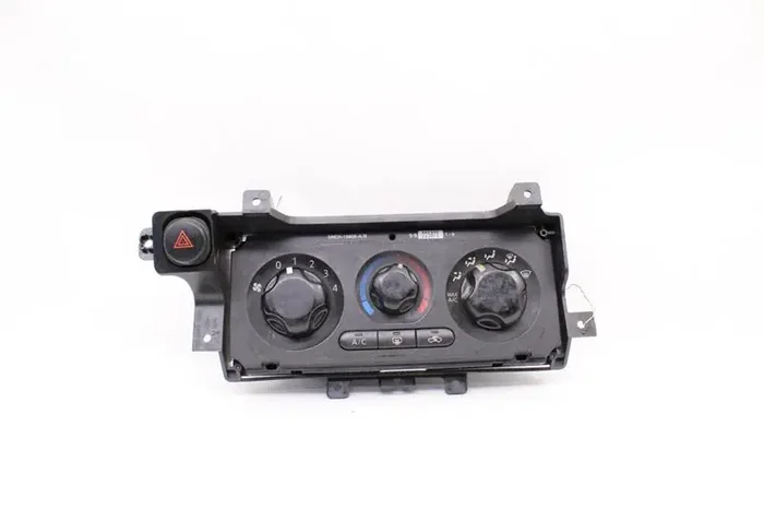 Temp Climate AC Heater Control Frontier Xterra Pathfinder 2005 05 06 – 10 – 1096065