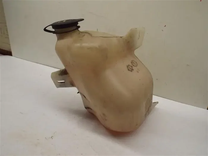 Washer Reservoir Bottle Chevrolet HHR 2007 – MRK212249