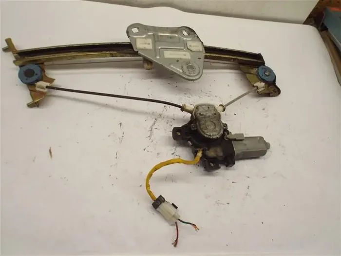 WINDOW REGULATOR Eclipse 2000 00 – 05 Left – MRK203320