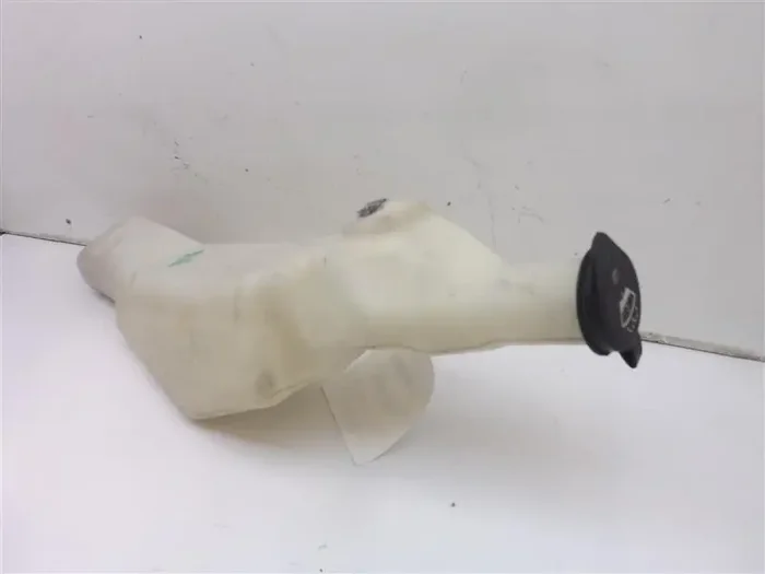 WINDSHIELD WASHER FLUID RESERVOIR BOTTLE Express 1500 03-14 – MRK144989