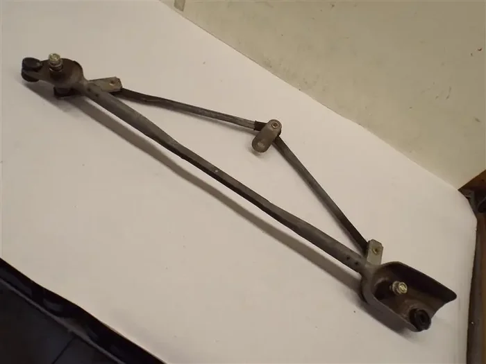 WIPER TRANSMISSION Highlander 2001 01 02 03 04 05 06 07 – MRK204730
