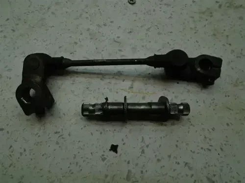 Yamaha 1300 Venture Royale XVZ1300 Engine Linkage Shift 1986 YB320 22k Mile