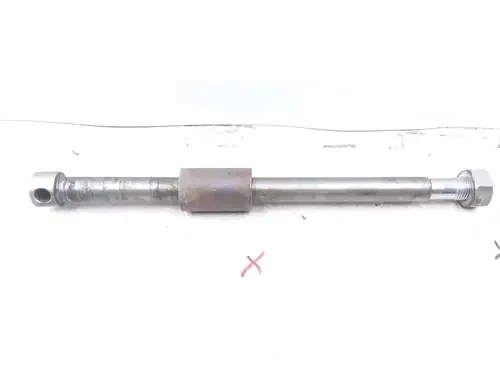 Yamaha 200 CS3-C Scrambler Rear Wheel Axle 1971 PA AP-408