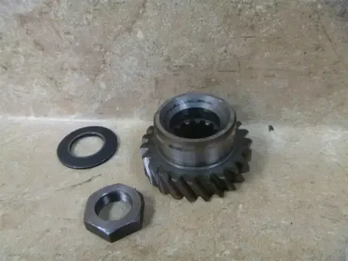 Yamaha 250 DT ENDURO DT250-A Used Engine Drive Crank Clutch Gear 1974 YB112