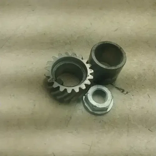 Yamaha 80 GT GT80 Engine Crank gear 1977 YB353 WD